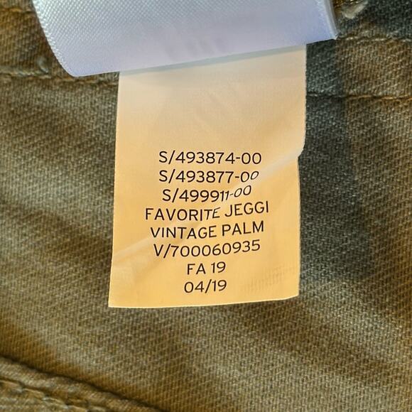 NWT Gap Mid Rise Stretch Skinny Green Denim Legging Size 16/33 - Picture 12 of 12